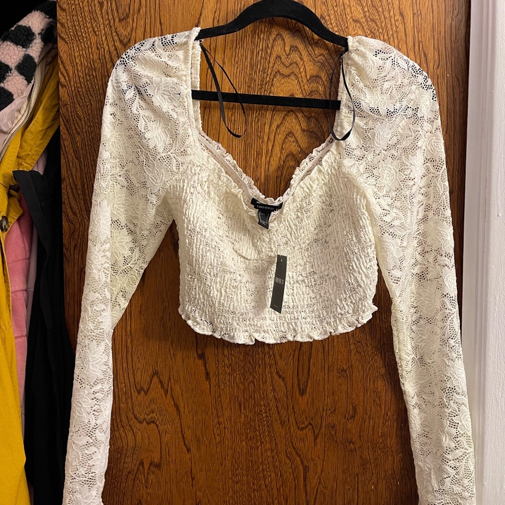 Stretchy cream lace crop top